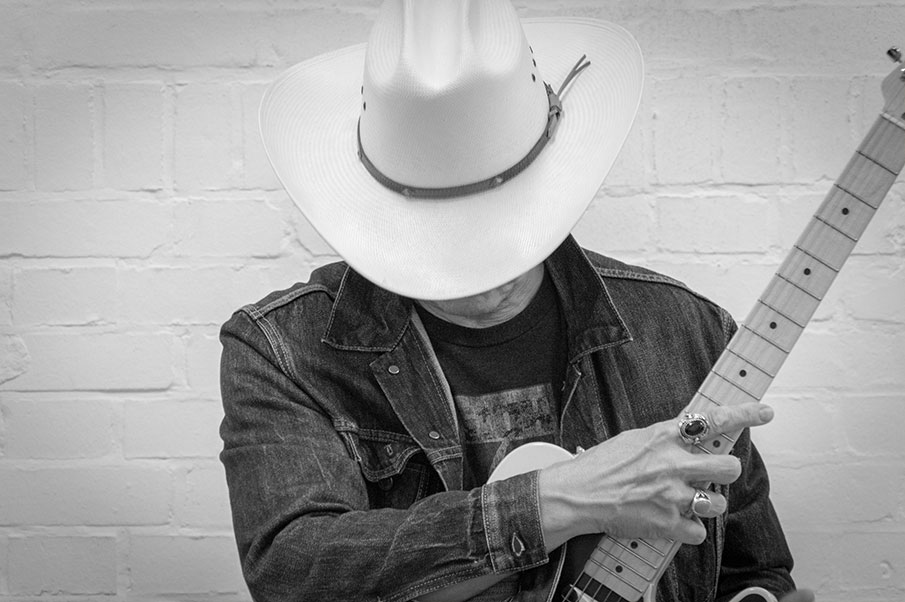 Musician HTML template for music industry - musicians, bands and music blogs